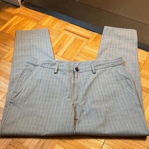 Zara Men's Light Gray Striped Dress Pants